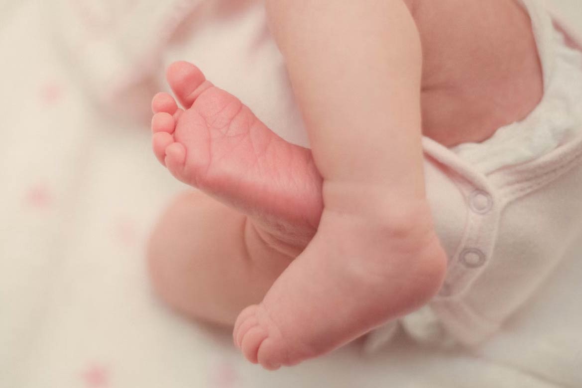 Cómo vestir a un recién nacido en verano para dormir